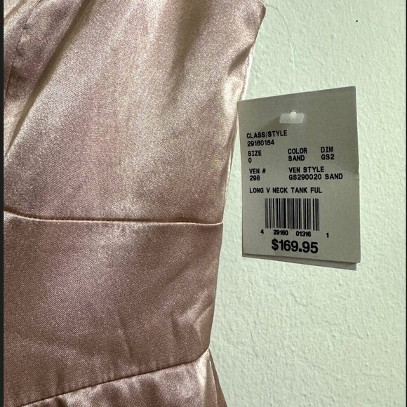 GALINA SIGNATURE charmeuse tankv-neck dress with slit Size 0 NWT - Picture 5 of 5